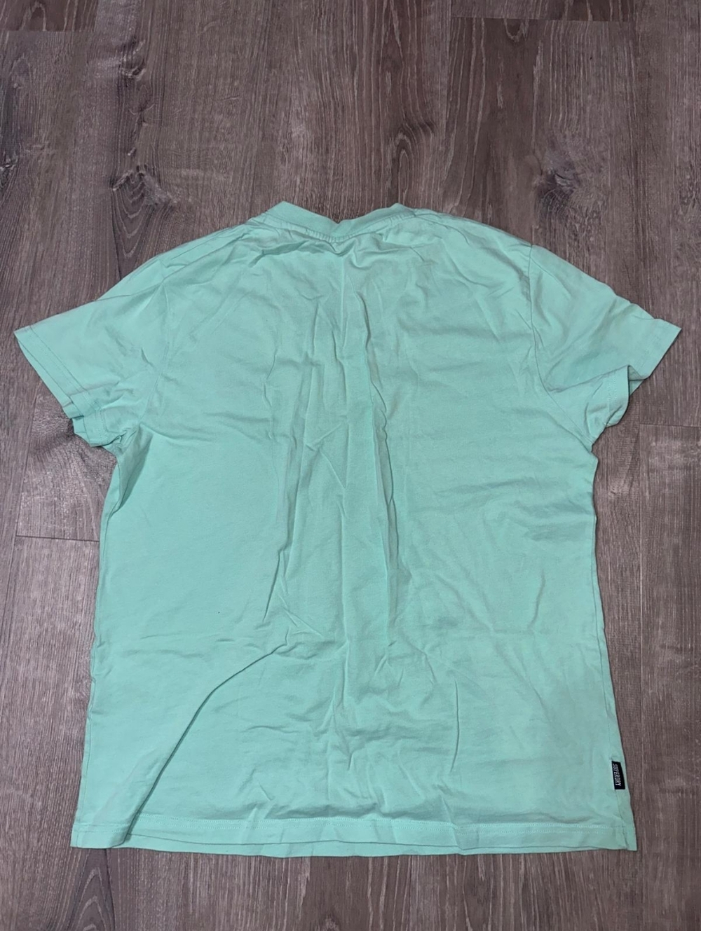 Superdry Men’s Light Mint V-Neck Short Sleeve Tee - Picture 6 of 7